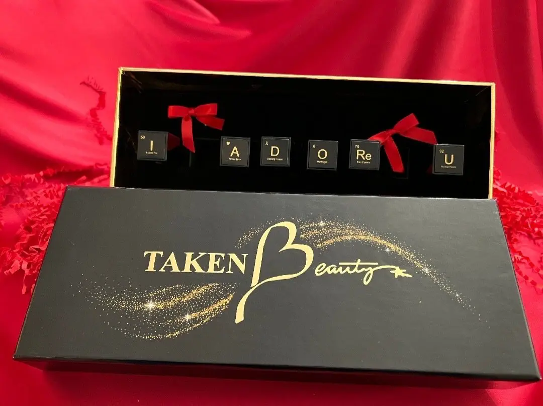TAKENBeauty Valentines Edition, Love Luxury Box, I AdoRe U Collection